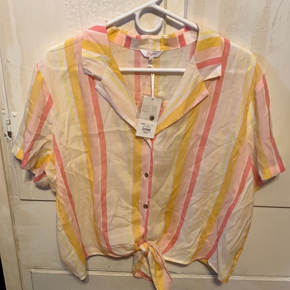NWT Candies Made to Sparkle tie front button up blouse
